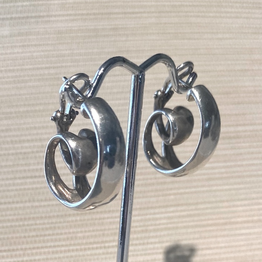 Designer Somers Randolph sterling silver swirl design earrings. VER RARE!!